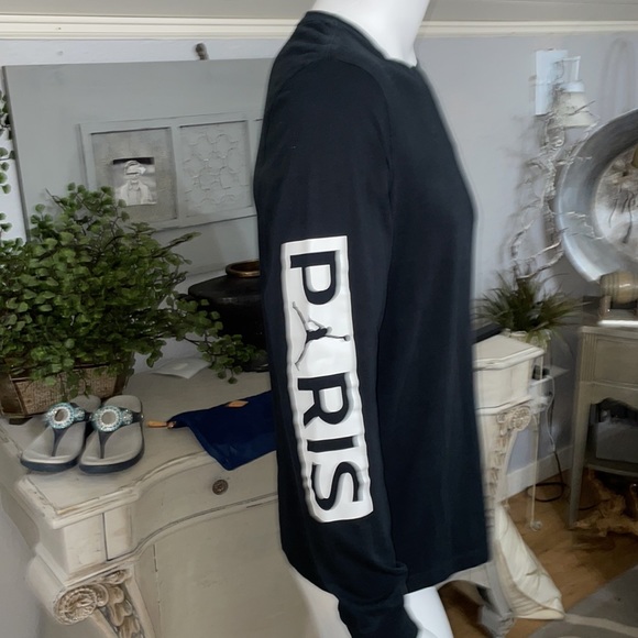 Unique Air Jordan Paris Long Sleeve Tee Shirt - Picture 4 of 8